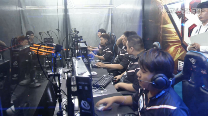 Fnatic 将替换 Heroic 参加 BLAST Open Fall 2025：封闭资格赛 [更新]