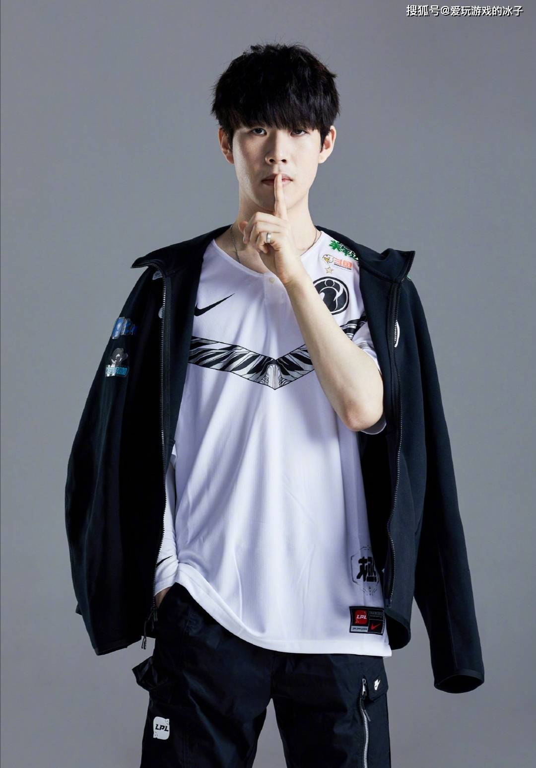 韩网票选S14战队排名：BLG第一，WBG未入前八